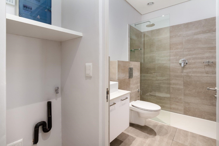 To Let 1 Bedroom Property for Rent in Foreshore Western Cape